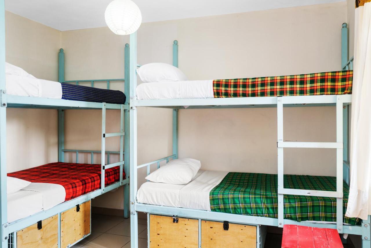 Bushpig Backpackers Vandrarhem Kampala Exteriör bild