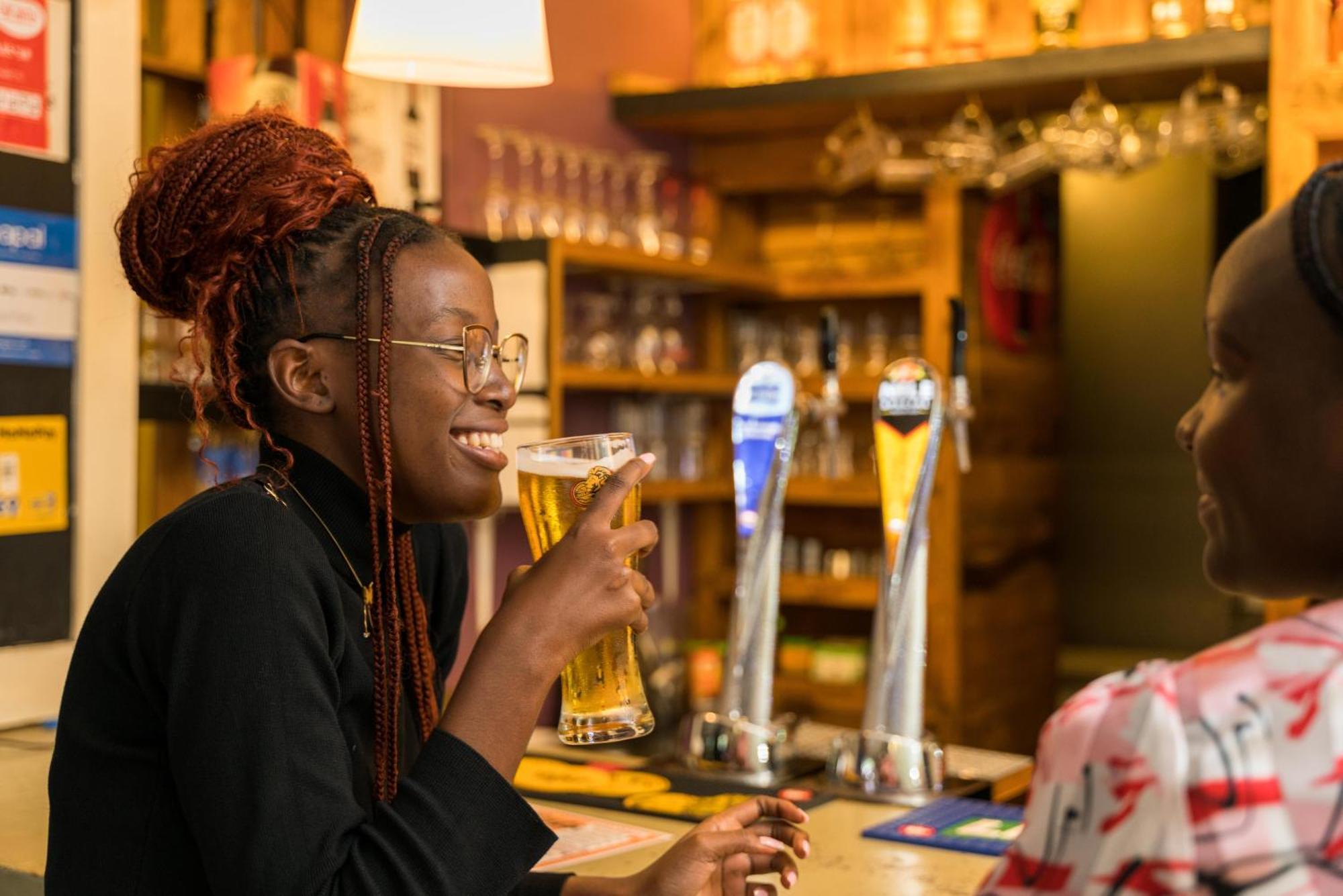 Bushpig Backpackers Vandrarhem Kampala Exteriör bild
