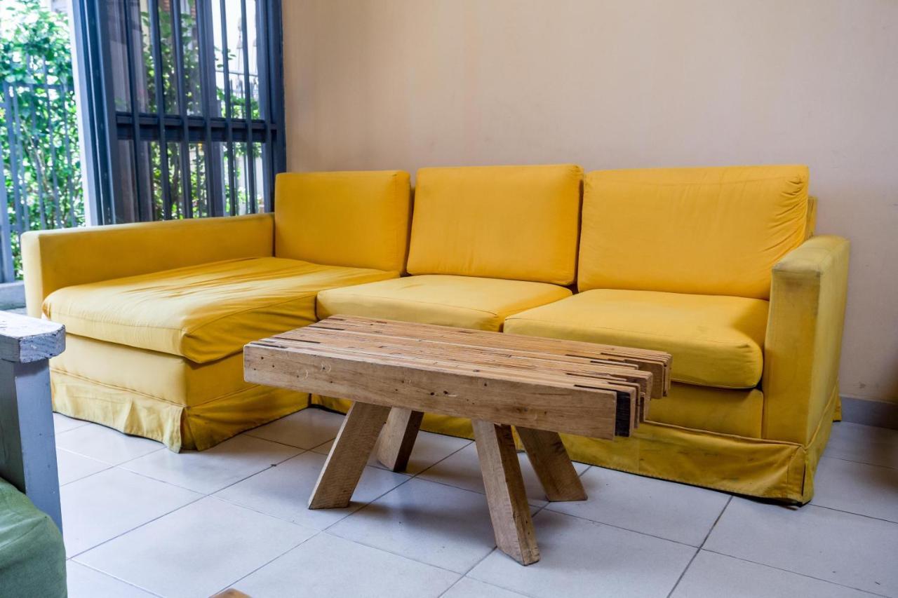 Bushpig Backpackers Vandrarhem Kampala Exteriör bild